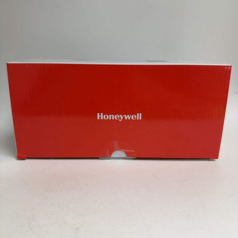 New Honeywell White HC35WB8R2 WDR IR MFZ Bullet Camera gallery