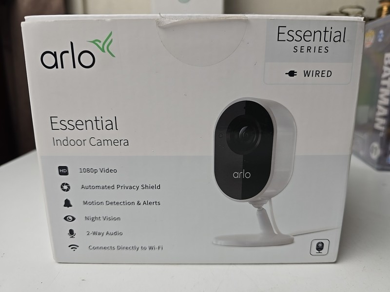 Arlo Essential Indoor Security Camera – White (VMC2040-100NAS)