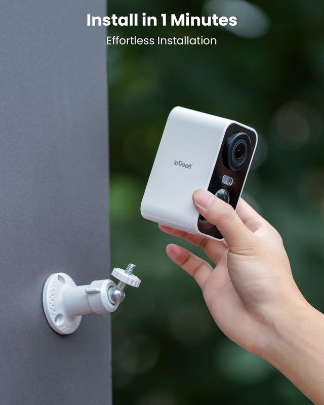 2K 3MP Wireless Outdoor Security Camera with Spotlight & Siren Night Vision gallery