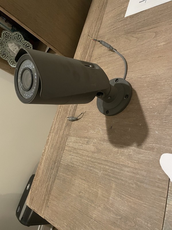 LUMA 500 Bullet Analog Outdoor 1080p Camera LUM-500-BUL-A-GR **NEEDS REPAIR**