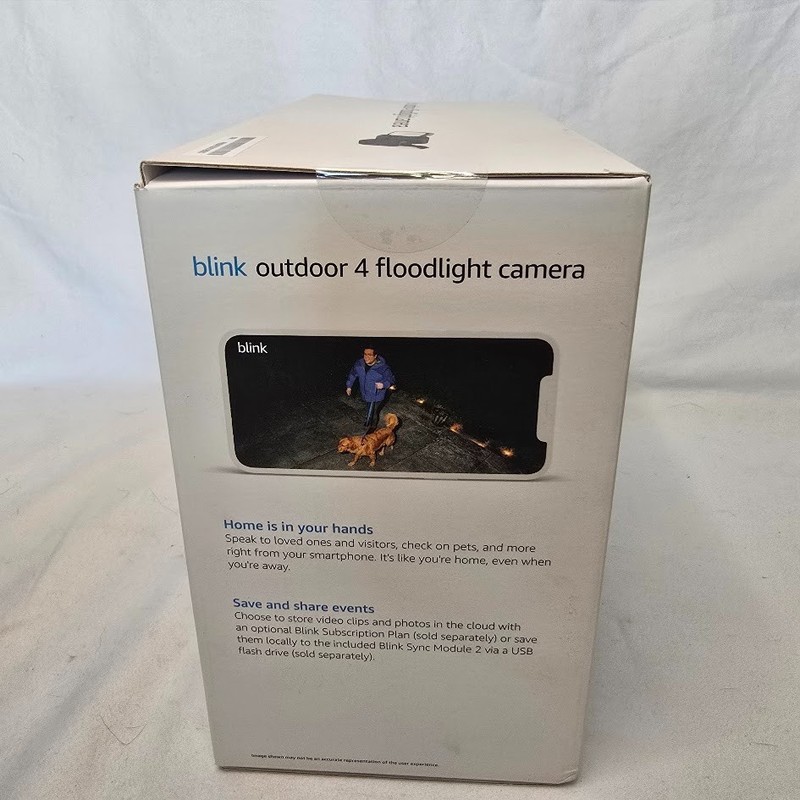 Blink Outdoor 4 Floodlight Camera - Wireless smart security camera, 700 Lumens gallery