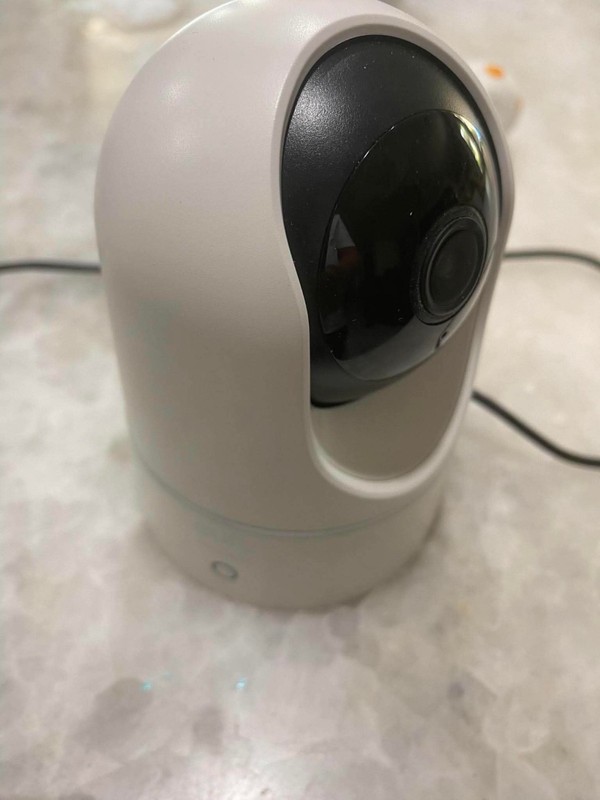 eufy E220 Indoor Security Camera 3MP Wi-Fi Baby Pet Monitor Night Vision EUC gallery