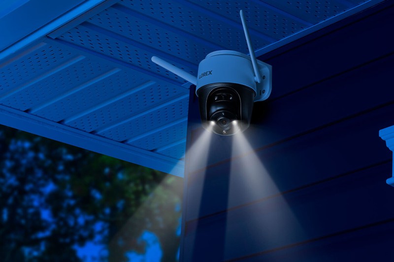 Lorex 2K Pan-Tilt Outdoor Wi-Fi Security Camera (32GB) gallery