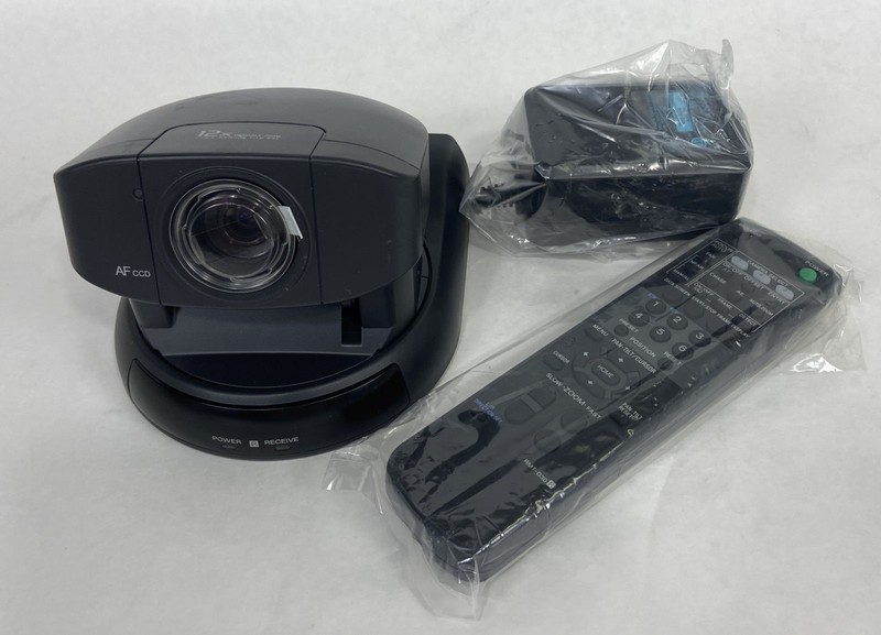 Sony EVI-D30 Variable Zoom AF CCD Camera + AC-EV2 PSU / RMT-D30 Remote