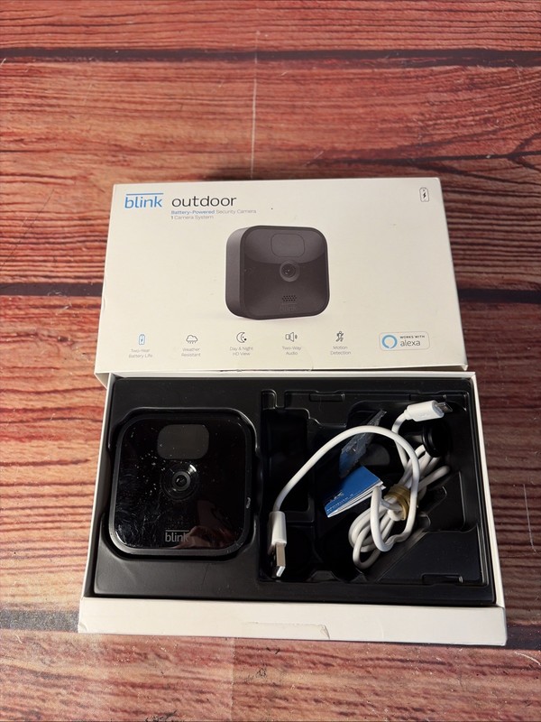Blink Outdoor (3rd Generation) Security Camera – No Sync Module – WORKING