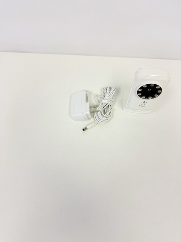 Belkin NetCam Wi-Fi Camera with Night Vision (F7D7601v1) W/ Adapter gallery