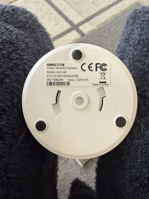 Konnek Stein Indoor Security Camera Model QC21SE, Used, Working X2 gallery