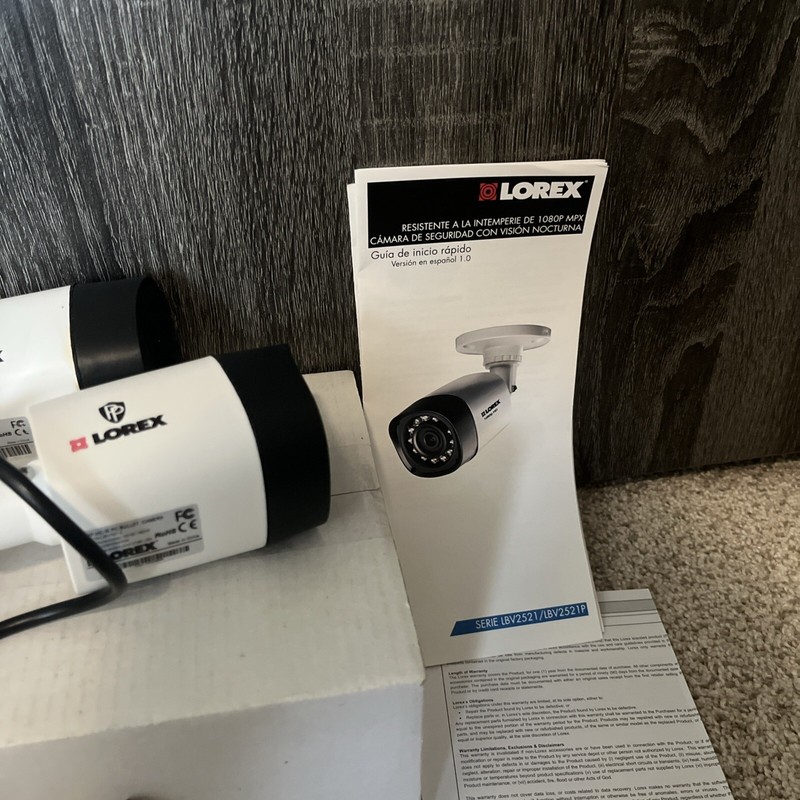 Lorex LBV2521/P HD 1080p Indoor/Outdoor Security Camera Lot Of 2 gallery