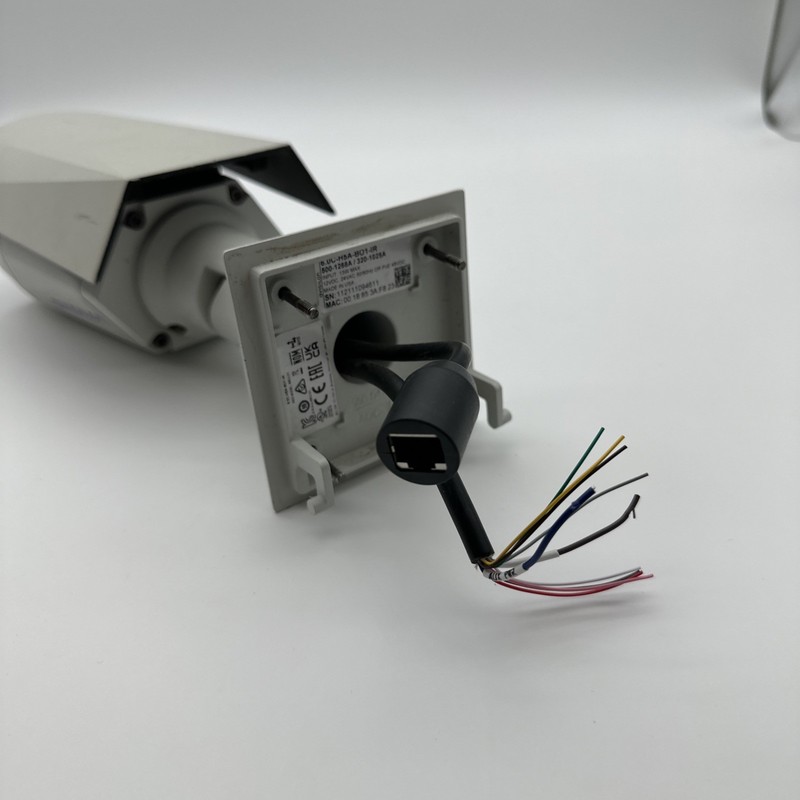 Avigilon 6.0C-H5A-BO1-IR Bullet Camera 4.9-8mm 6.0MP LightCatcher Analytics gallery