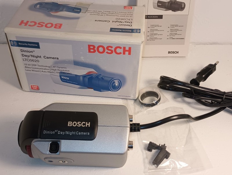 Bosch LTC0620 Dinion Day/Night TeleCamera Col 1/2 480TVL UL 110/240 VAC gallery
