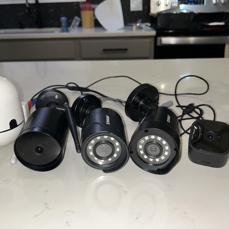 Security camera bundle 7 pcs gallery