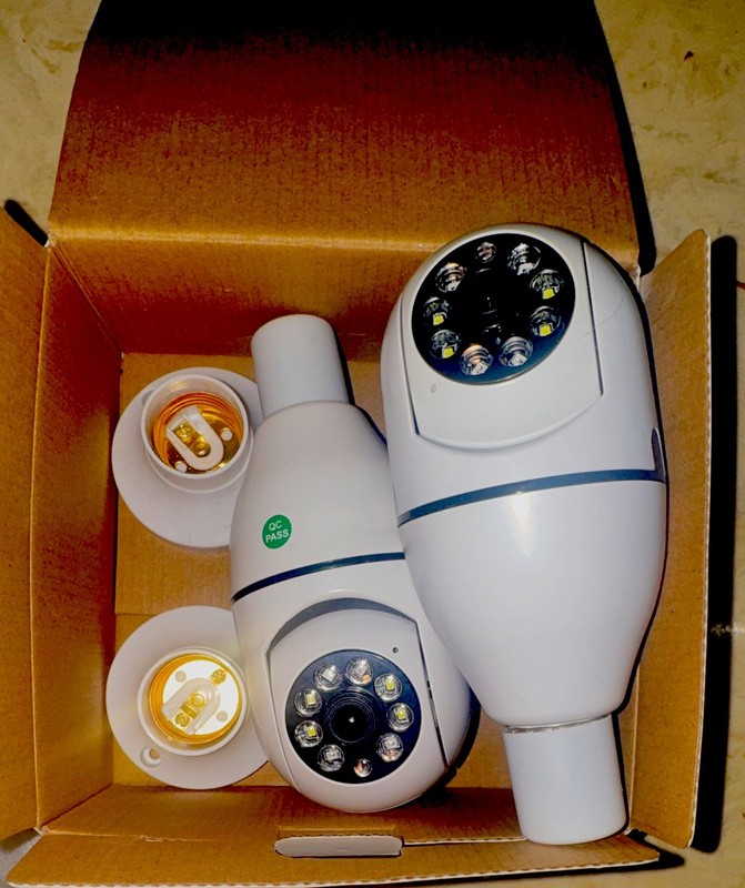 YIIOT Smart Camera CLP-221 WiFi IP/Network Surveillance Camera Bulb 2-PacWhite