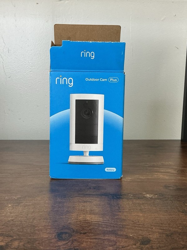 Ring Outdoor Cam Plus 2K Battery Wireless Wi-Fi IP Outdoor Camera, White