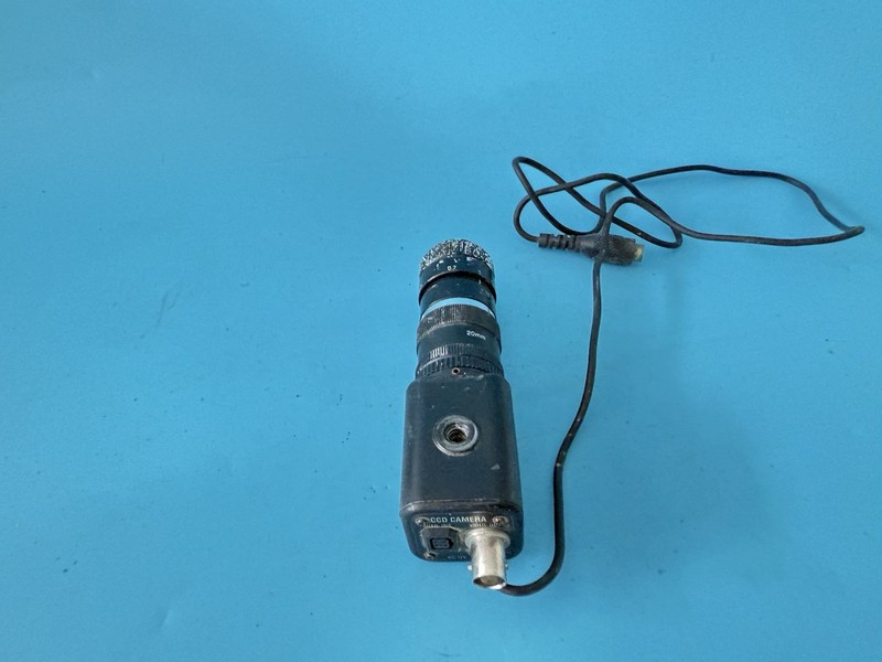 Vintage CCTV CCD Security Camera with 20mm Auto Iris Lens – 12V DC, BNC Video Ou gallery