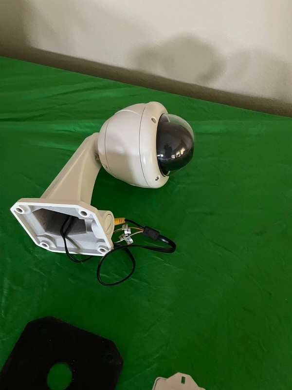 Eyemax PTZ ZOOM surveillance camera outdoor/indoor model year 2012 gallery
