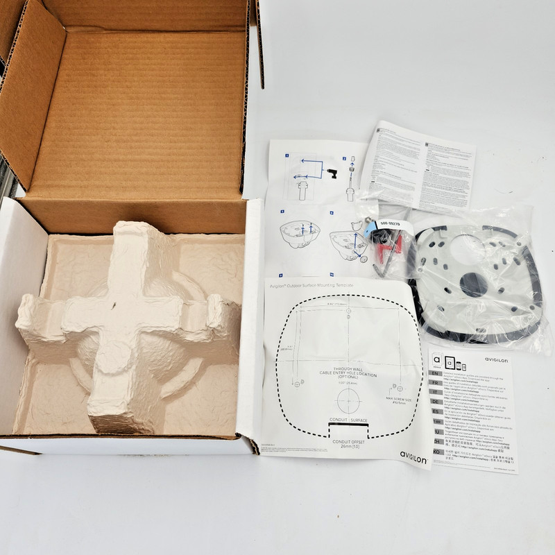 Avigilon 3.0C-H4A-DO1 3.0MP H4 HD Outdoor Dome IP Camera New Open Box gallery