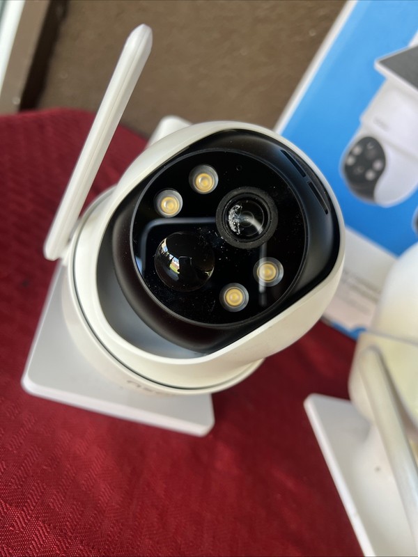 AOSU C9C3CA11 H1L Solar-Powered Home Security Cameras System Assembly gallery