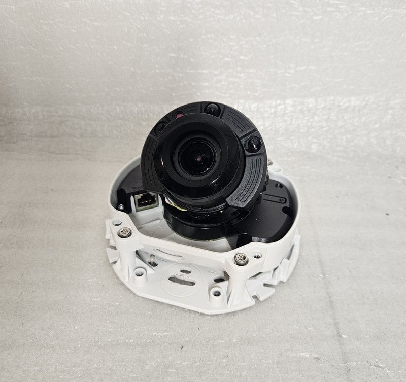 Axis P3225-LVE Mk II Indoor/Outdoor Network Security Camera System Builtin IR gallery
