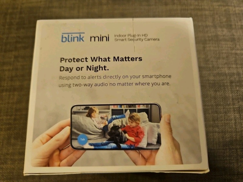 Blink Mini - Compact indoor plug-in smart security camera, 1080p HD video, night gallery