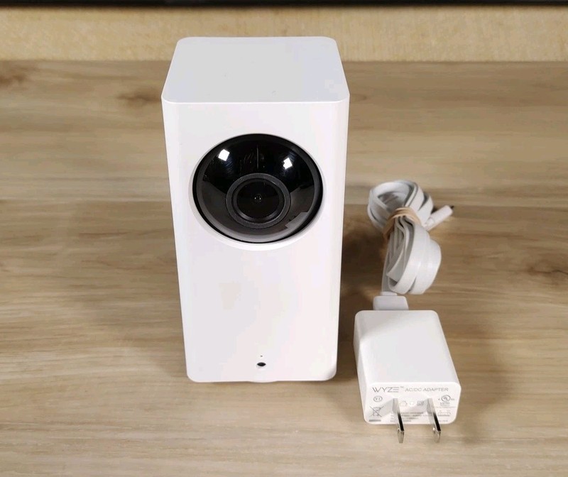 Wyze Cam Pan Indoor Motorized Camera 1080p w/ Night Vision WYZECP1 ✅