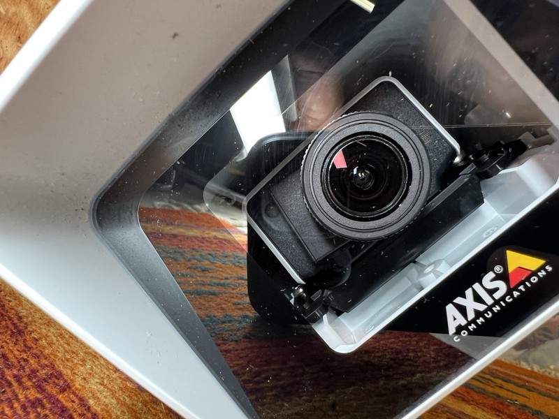 Axis Communication M1124-E Network Surveillance Camera, 0748-501-01 UNTESTED gallery