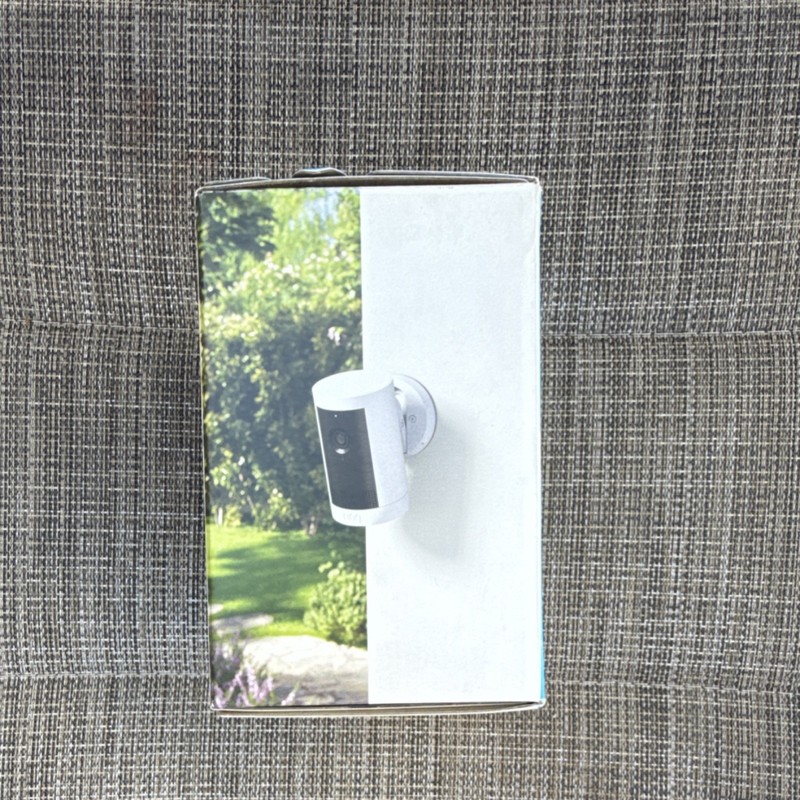 Ring Outdoor Cam Plus 2-Pack Battery Wi-Fi 2K IP/Network White Outdoor/Indoor gallery