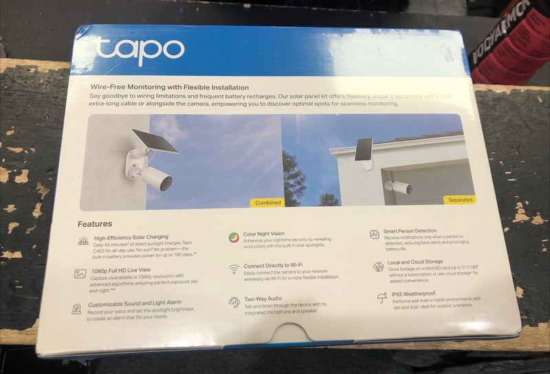 TP-Link 𝗧𝗮𝗽𝗼 SolarCam C402 Kit, Outdoor Battery Camera w/Solar Panel Base gallery