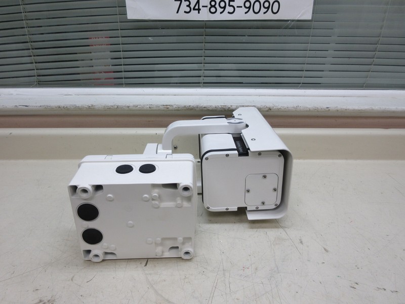 Bosch NAI-90022-AAA Outdoor 27W Wall IP Camera 1080P Used Free Shipping gallery