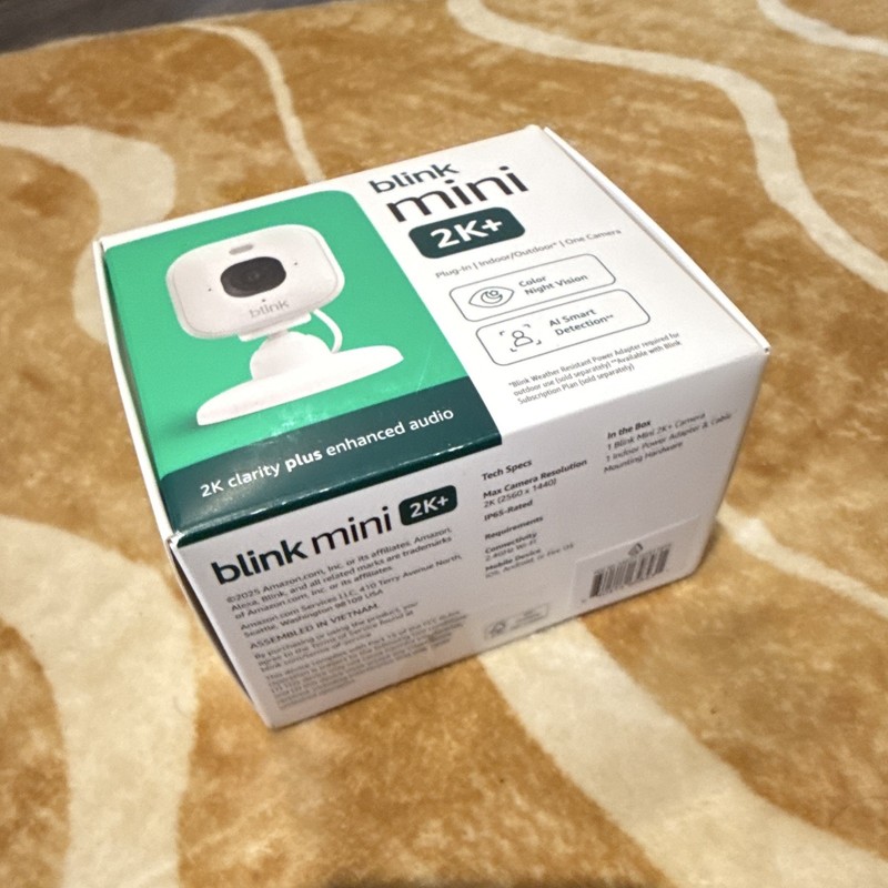 Blink Mini 2K+ 2K Wi-Fi Indoor/Outdoor Camera Alexa Color Night Vision White gallery