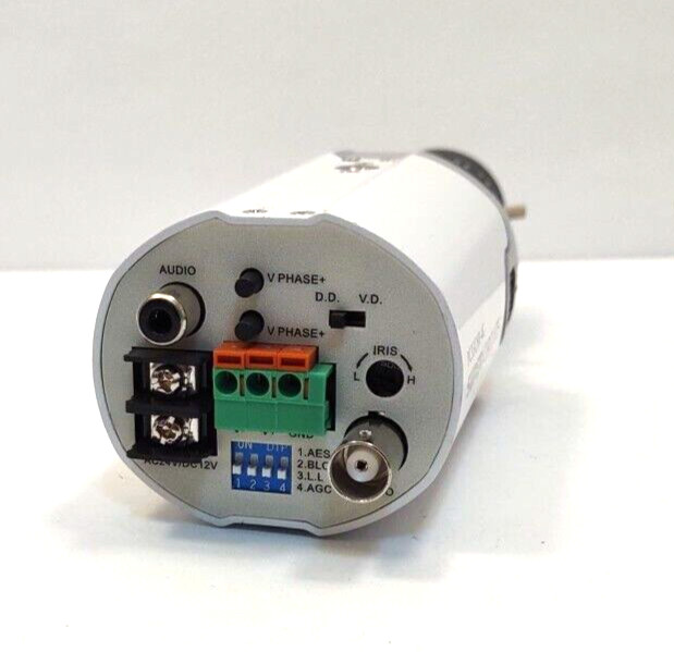 Super Circuits PC33CHR-4G Security Camera With Lens 2.8-12mm gallery