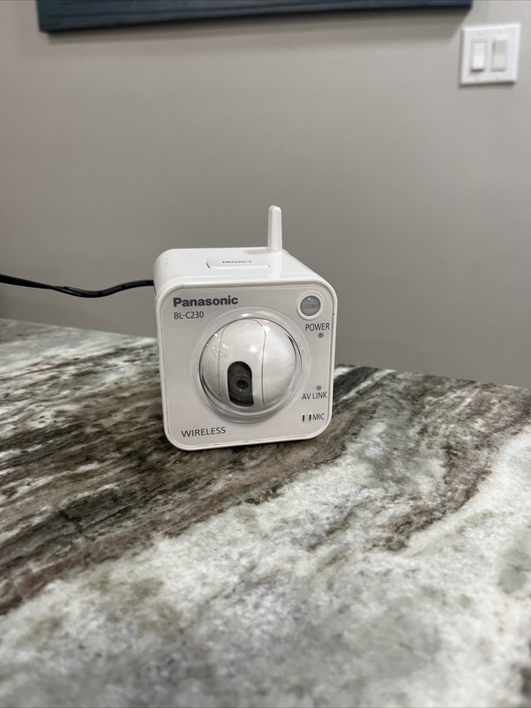 PANASONIC BL-C230 Video Monitoring Wireless Network Indoor Security Camera
