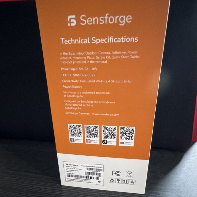 Sensforge 2.5K Wire-Free Battery Wi-Fi Camera Magnetic Mount Color Night gallery