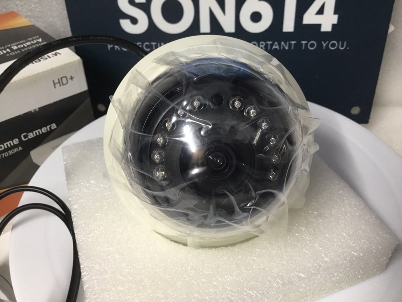 WISENET HD+ HCD-7030RA CCTV Color Camera W/ 6mm 4MP D/N QHD CVBS (SN:00BL) NEW! gallery