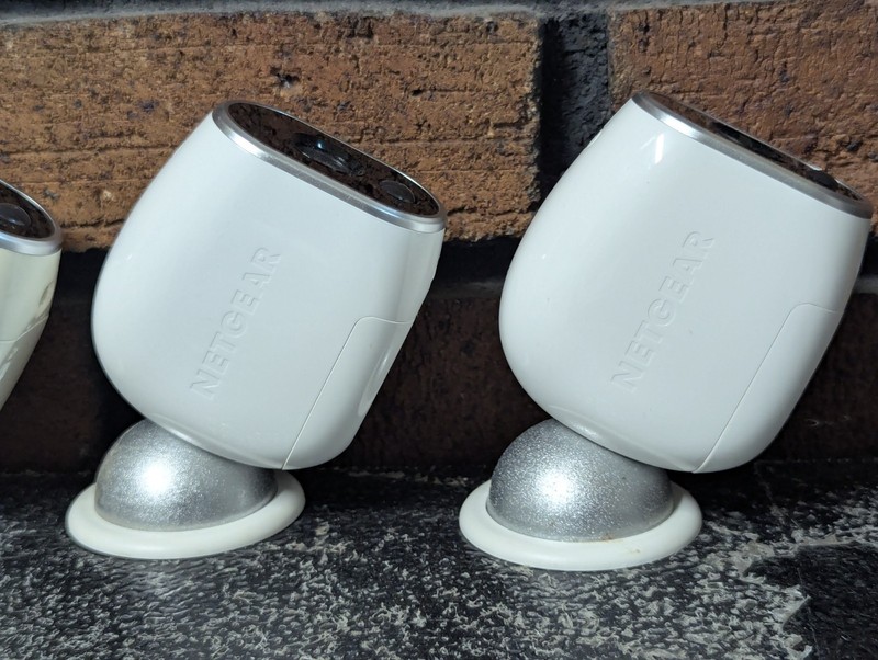 LOT OF 4 Netgear Arlo VMC3030 Wireless In/Outdoor Security Cameras W/ Mounts gallery