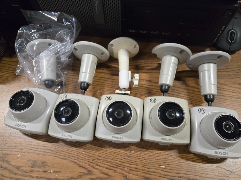 Phillips/Bosch Color Security Wired Camera Lot VC7C1305T Lot of 5
