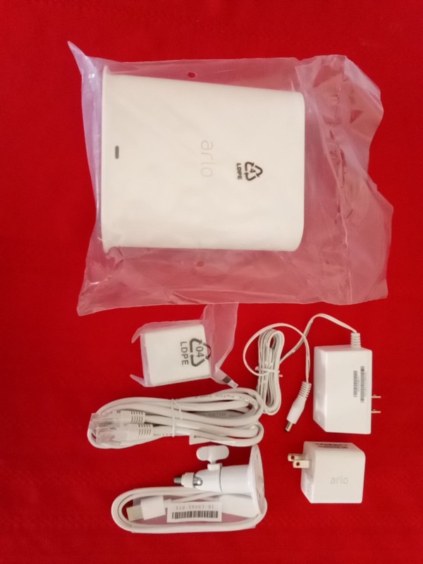 Arlo – Pro 3-Security Camera VMS4240P-100NAR Doc & Charger -No Camera