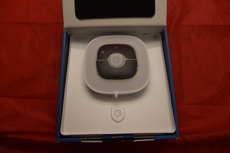 Eufy Security SoloCam L20 Wire Free Motion Activated w/ Spotlight 1080P T8122 gallery