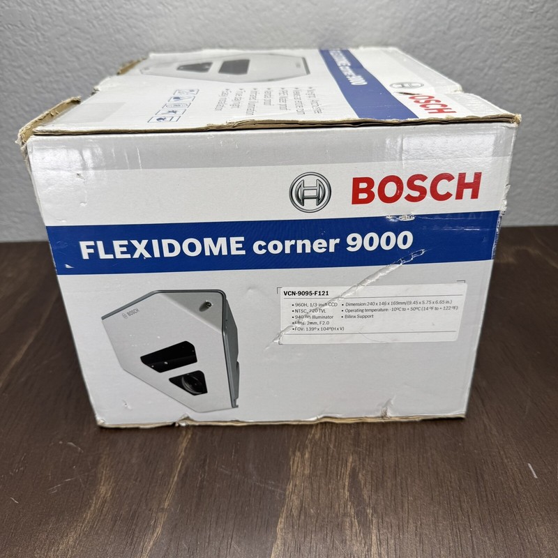 Bosch FLEXIDOME corner 9000 VCN-9095-F121 720 TVL Corner-Mount Camera gallery