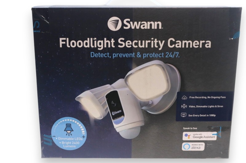 Swann Floodlight Security Camera - SWWHD-FLOCAMW gallery
