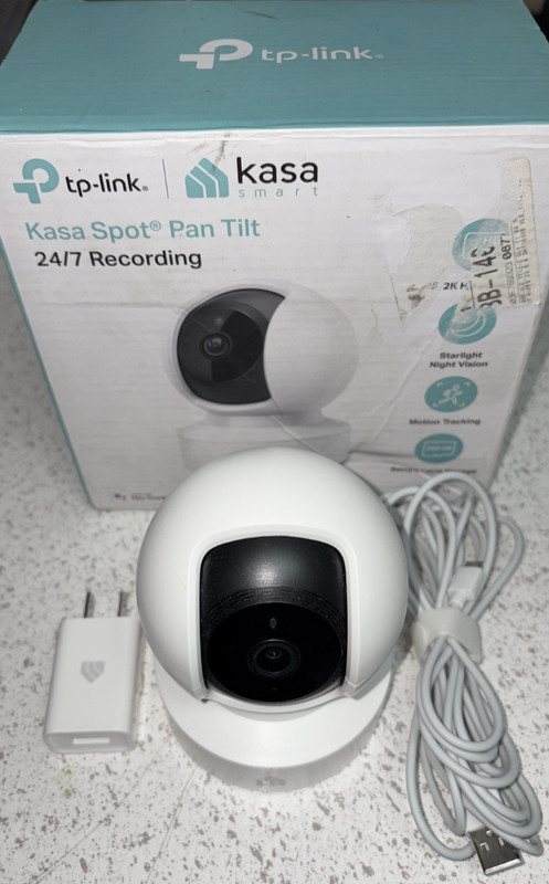 TP-Link 2K Kasa Spot Pan Tilt 24/7 Recording IP Home Security Camera – White