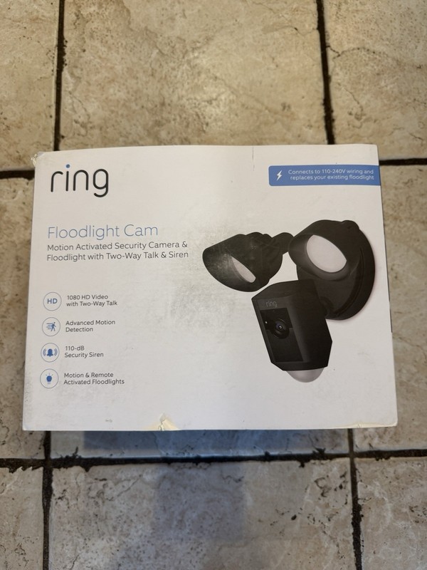 Ring Floodlight Cam (1st Gen) – Black – 1080p HD – Factory Sealed Box Floodlight
