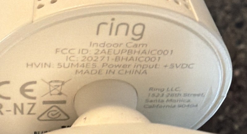 Ring Indoor Cam 1st Gen 1080p HD Security Camera White 5UM4E5 Great Condition gallery