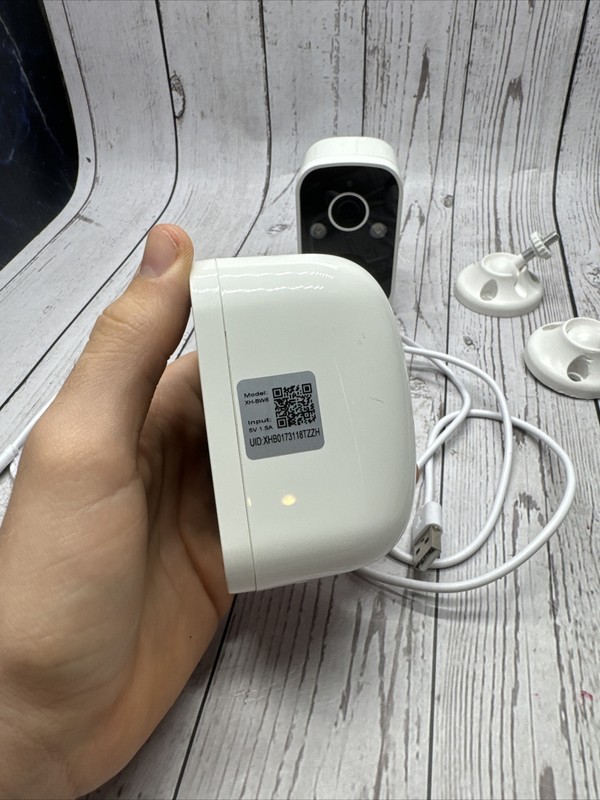 2x Wireless Outdoor Night Vision Security Cameras ~ Locked. B gallery
