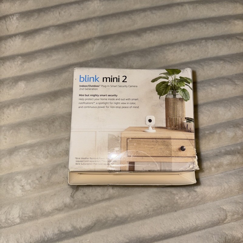 Blink Mini 2 White Amazon Security Camera MGRK2 B4 gallery
