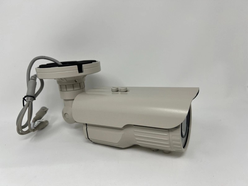 4/5MP 4-in-1 IR 2.8-12mm Manual Varifocal Bullet Camera waterproof housing gallery