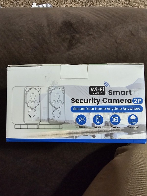 DE520 2-Pack Wireless Wi-Fi 2.4GHz 2K Battery IP65 Security Cameras w/ Audio gallery