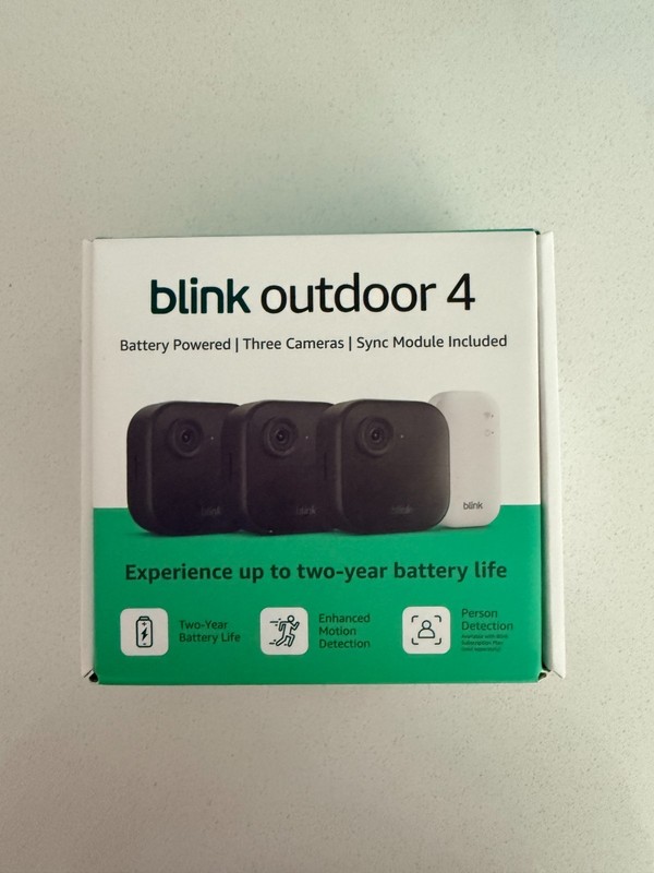 Blink Outdoor 4 1080p Wi-Fi Outdoor 3-Camera Security System – Black – NEW