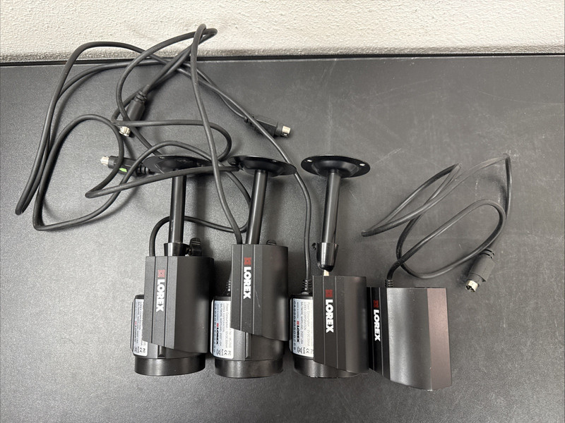 Lot Of 4 Lorex MC7555 Bullet CCTV Security Cameras 4 Color Night Vision Wired gallery