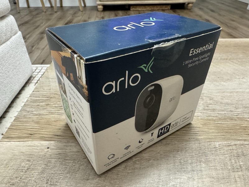 Arlo VMC2030-100NAS Essential Spotlight Single Wireless Indoor/Outdoor Camera™ gallery