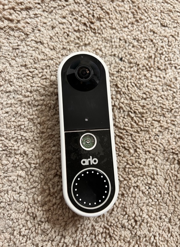 Arlo AVD2001-100NAR Essential Wire-Free / Wired Video Doorbell – Excellent